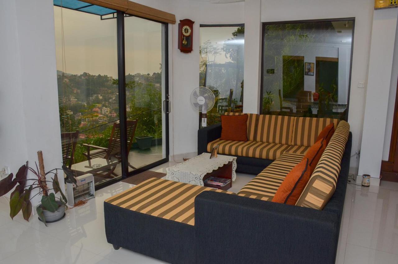 Angel Tower Bed & Breakfast Kandy Exterior photo