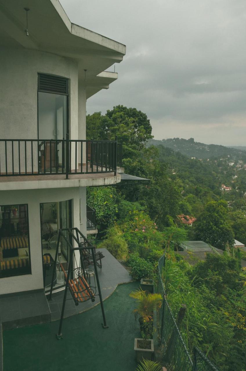 Angel Tower Bed & Breakfast Kandy Exterior photo